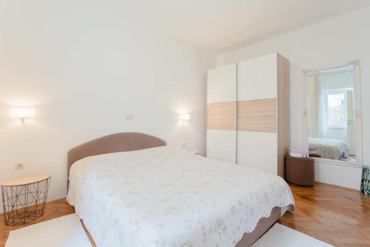 Apartments Kadenca Omiš Kültér fotó