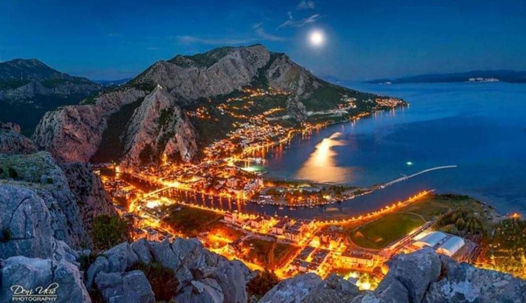 Apartments Kadenca Omiš Kültér fotó