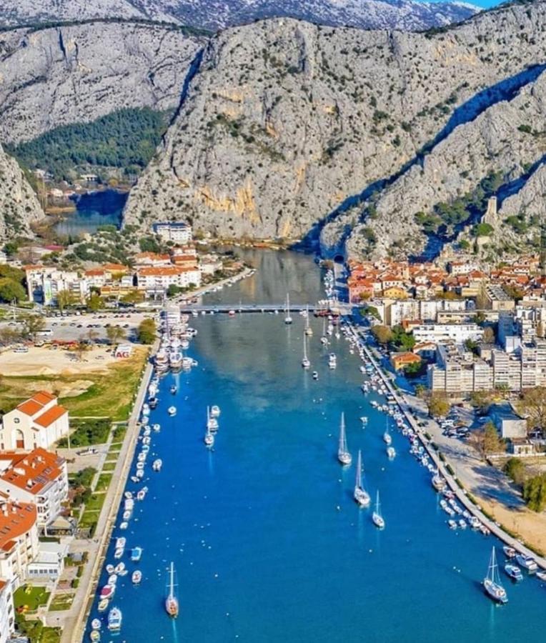 Apartments Kadenca Omiš Kültér fotó