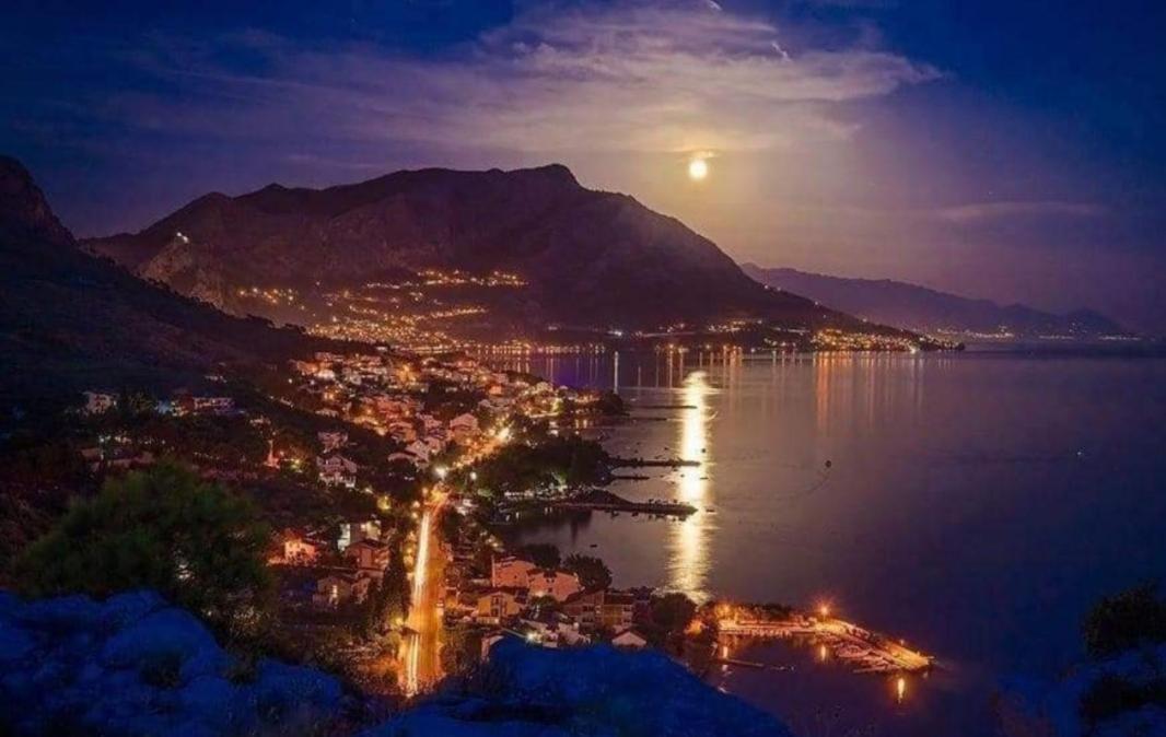 Apartments Kadenca Omiš Kültér fotó