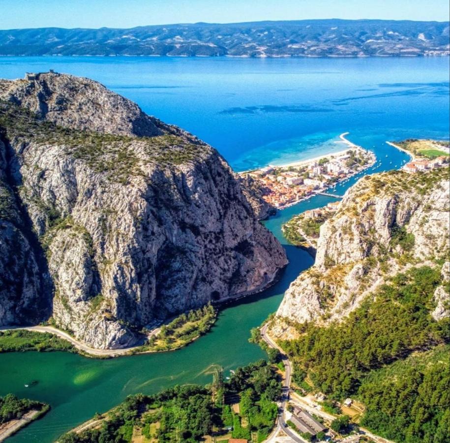Apartments Kadenca Omiš Kültér fotó
