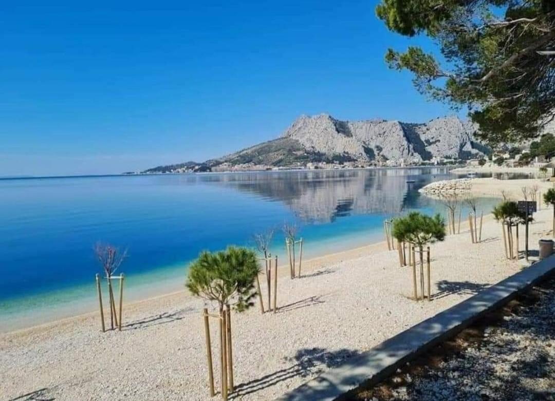 Apartments Kadenca Omiš Kültér fotó